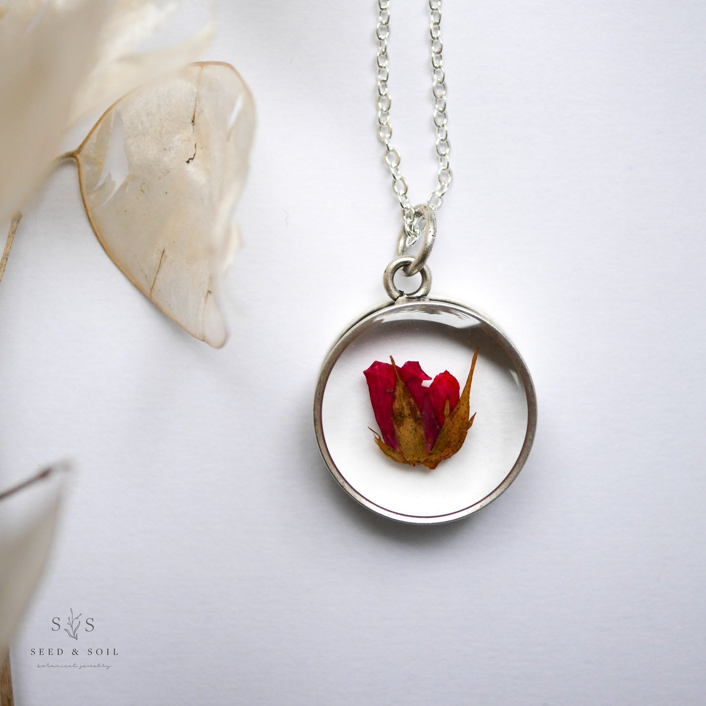 Deep Round Pendant