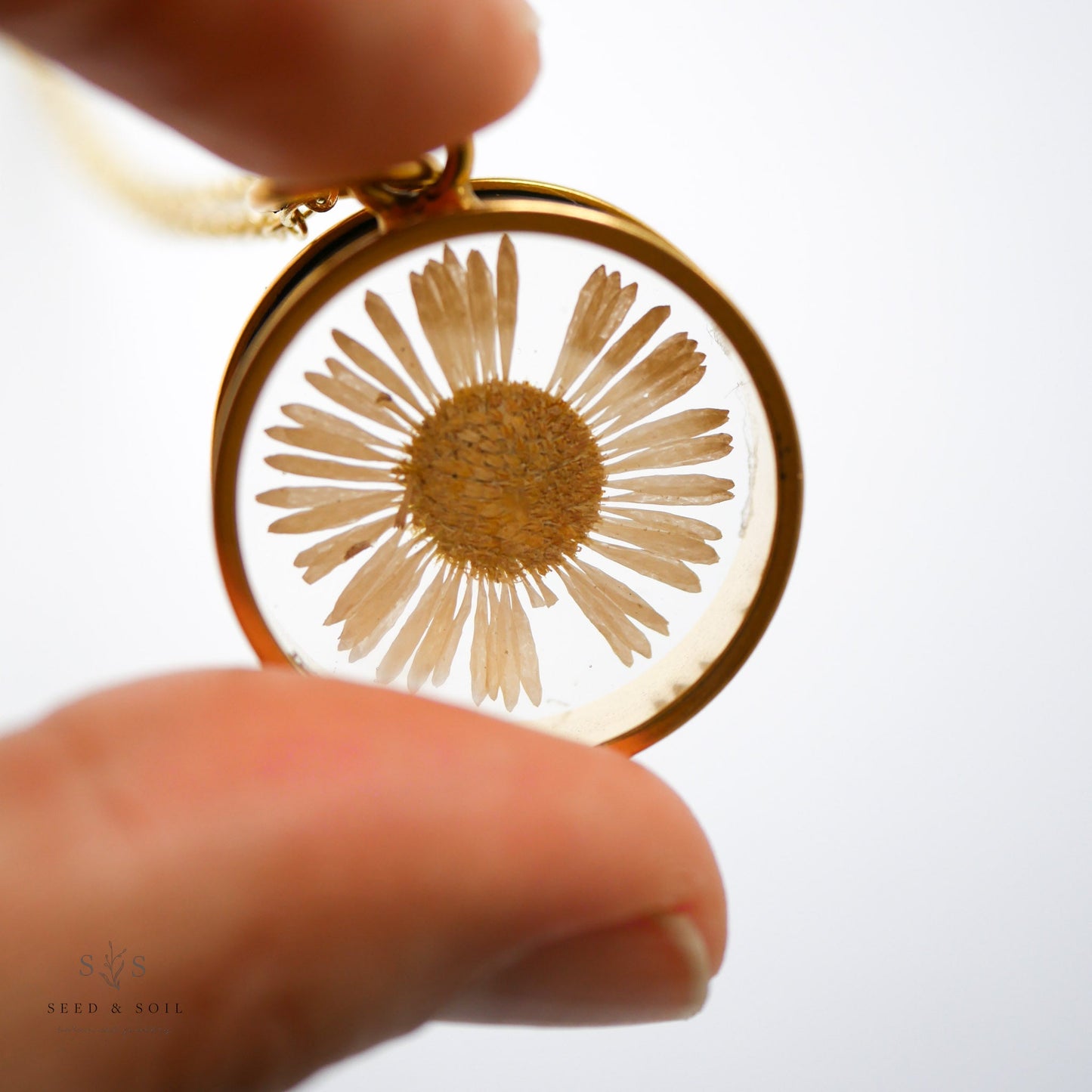 Deep Round Pendant